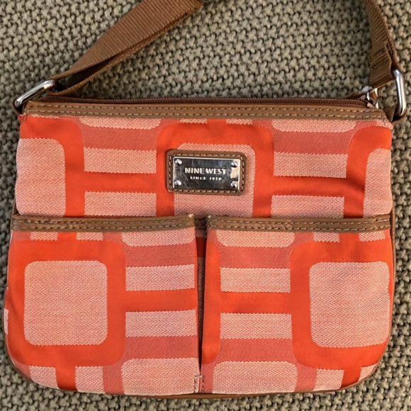 NINE WEST- Stylish Tan and Orange Crossbody Bag - Picture 1 of 3